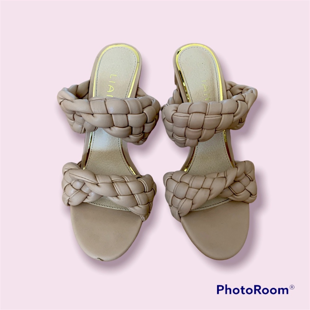 Like New Don’t Rope Me Around Heels